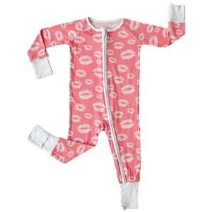 Little Sleepies Kisses Zippy Onesie Bamboo Pajama Size 6-12M